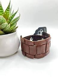 Plainly Plaited 01-13-23